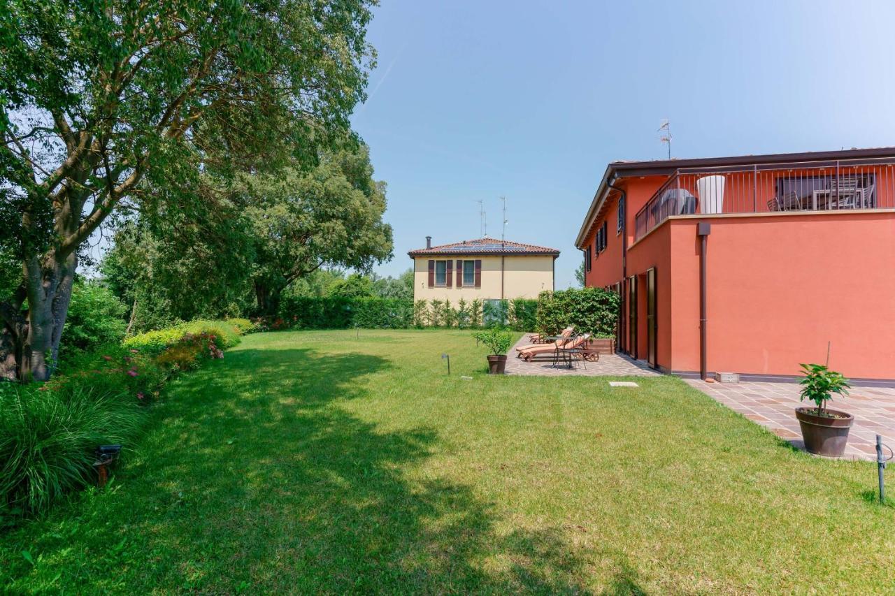 B&B Hole6 Кастеназо Экстерьер фото